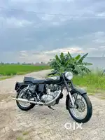 The Legacy Lives On: Royal Enfield Bullet 350”