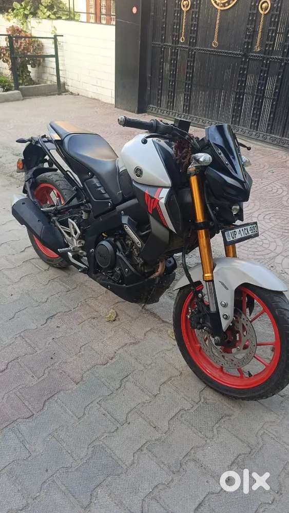 Mt 15 showroom condition very nice bike first owner