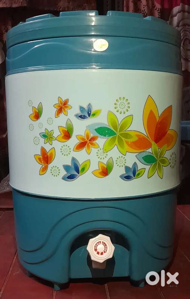 Brand New Plastic  / Water Camper 20 Litres Unused & Box Packed