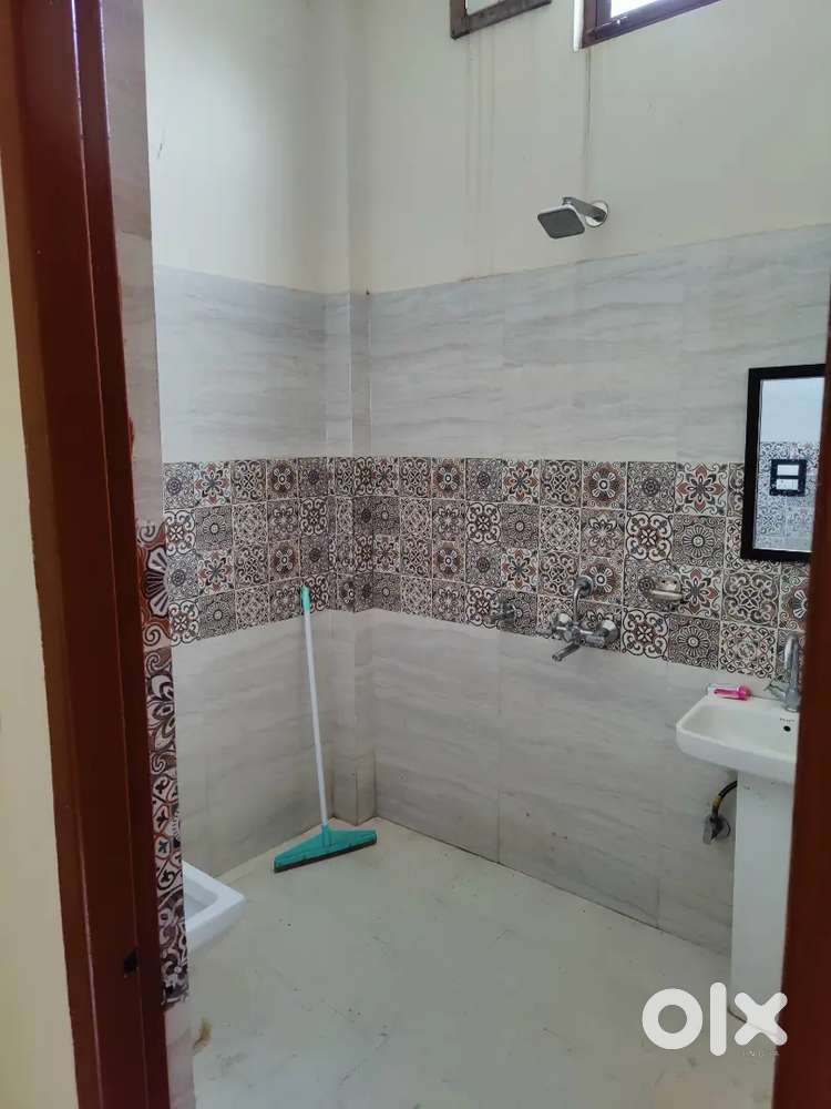 room for rent for girls