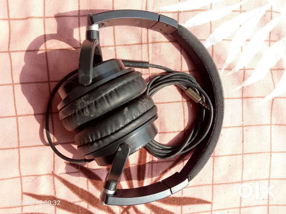 boAt BassHeads 900