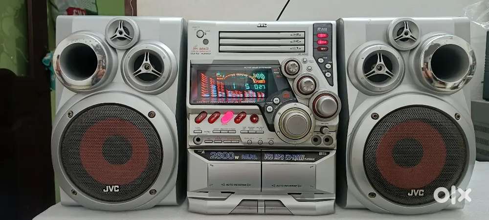 JVC music system CD MP3 VCD AUX radio FM  working condition good sound