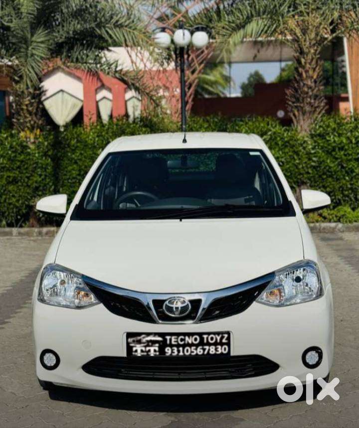 Toyota Etios Liva 2014-2016 VX, 2015, Petrol
