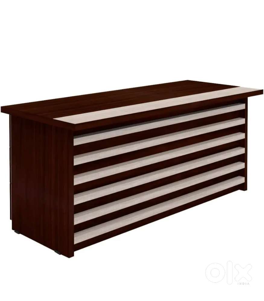 Executive Office Table with 4 Drawers and one one File Shelf.