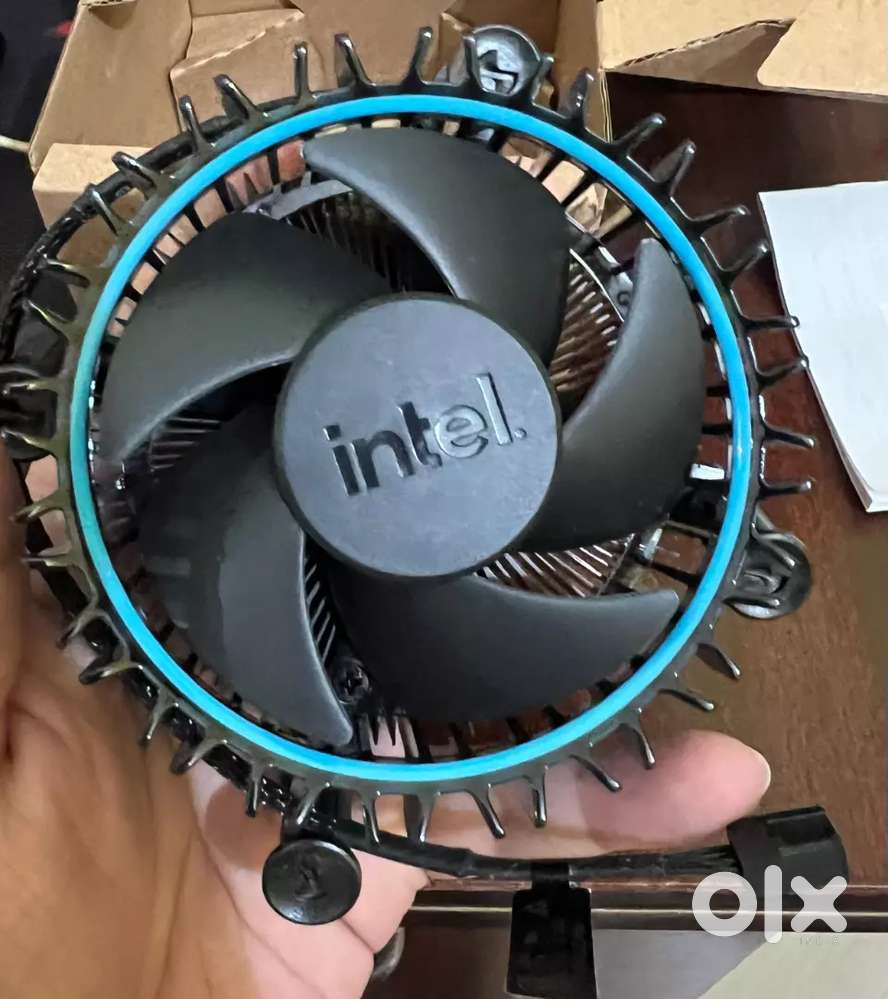 Intel i5 12th gen processor(1.5 years warranty)