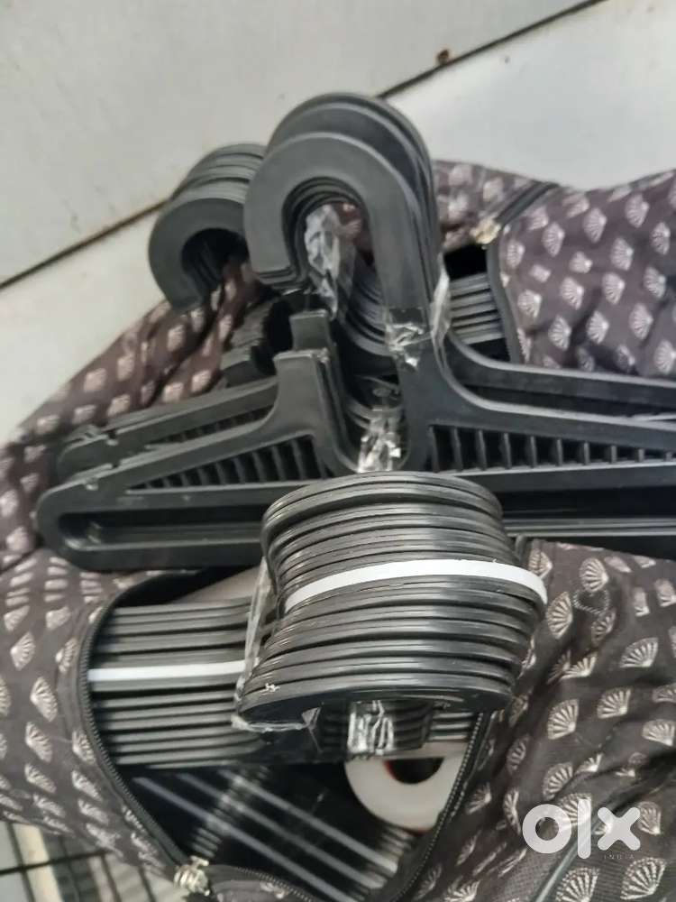New Hangers for shop purpose nearly 500