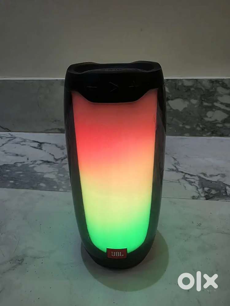 JBL Pulse 4 unused new condition