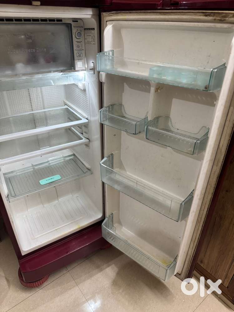 Single Door Fridge to sell