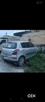 Maruti Suzuki Swift 2006 gadi running condition mein hai