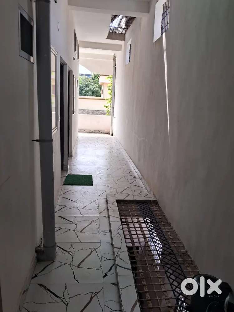 2 Rooms + let bath kitchen