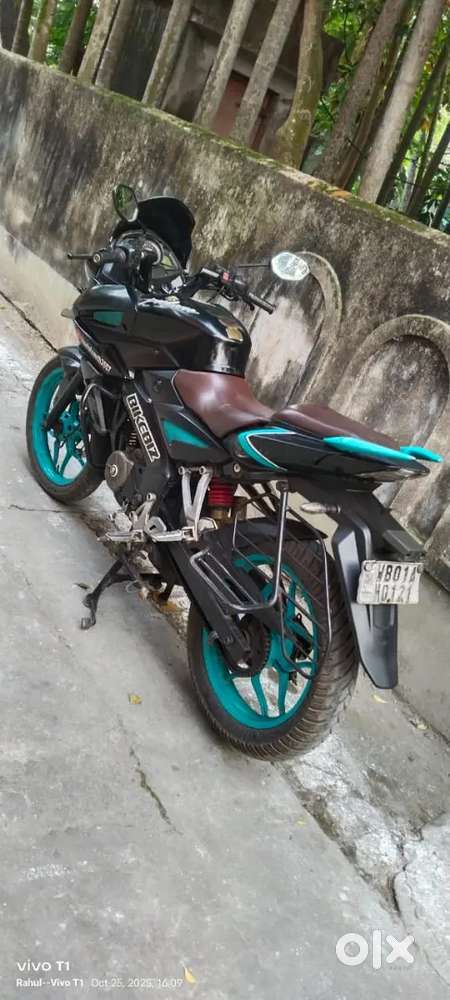 Bajaj Pulsar AS 150cc super condition.