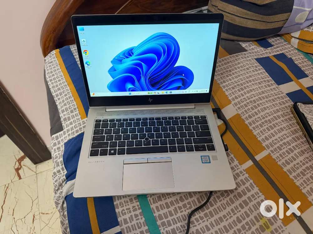 HP Laptop Core i5 8gb ram 256 SSD