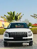 Hyundai Venue SX MT, 2022, Petrol