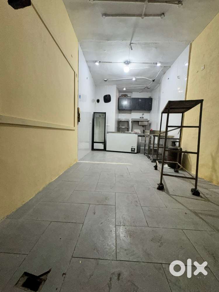 Shop on rent main market Trikuta nagar