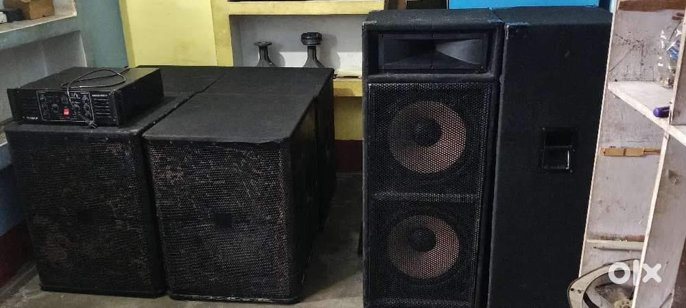 4 bass box 2 top box are selling