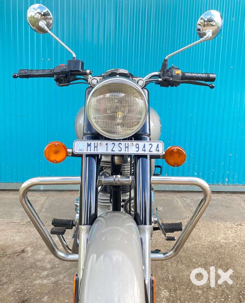 ROYAL ENFIELD BULLET CLASSIC 350 GUN METAL GREY COLOUR