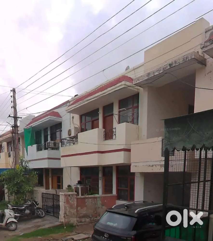 Hig 150 gaj flat for sale