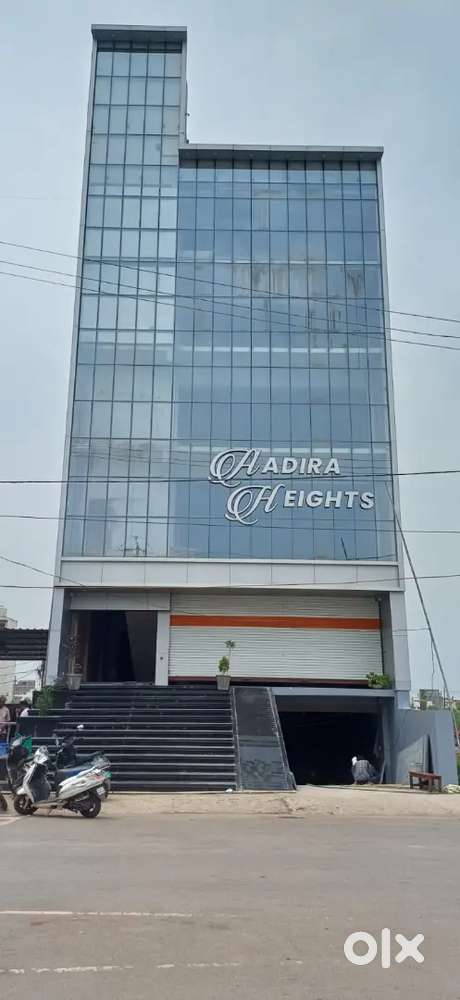Rent ground floor 1 floor 2 floor 3floor Bank office all uses
