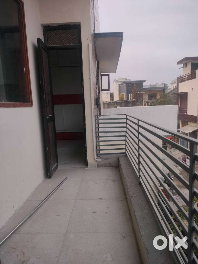 Independent floor available for rent for army/Bank/Mes/Airforce family