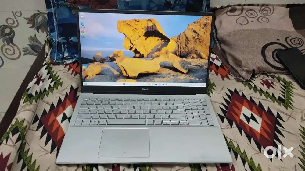 Dell Inspiron 5590 laptop in Good Condition