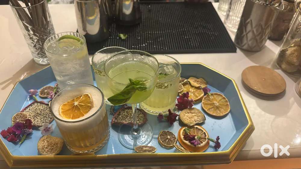 SERVICE AND KITCHEN STAFF