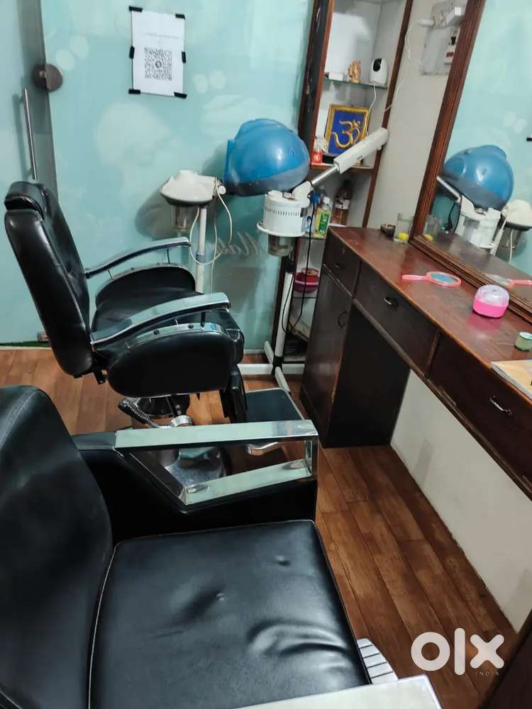 Ladies Beauty parlour