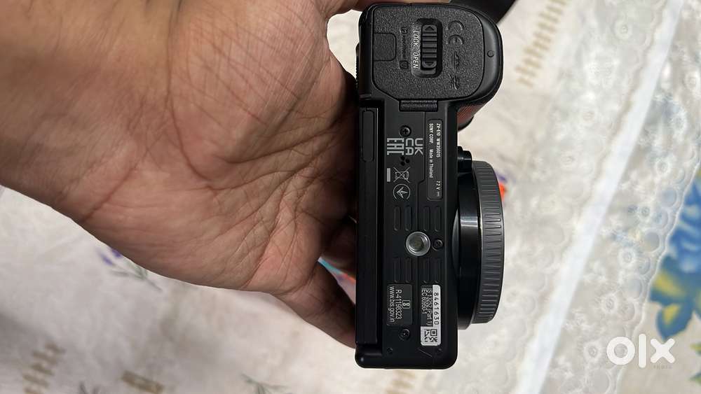 Sony Mirror less camera