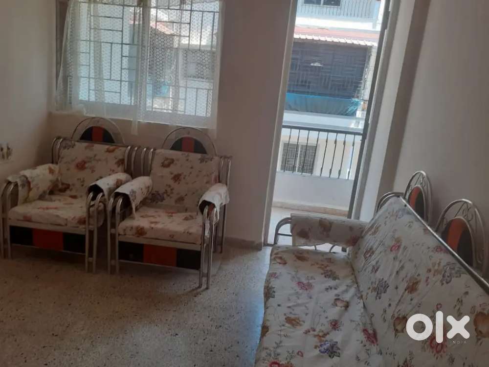 1 Bhk in good society