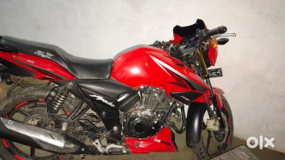 Apache rtr 160 2v