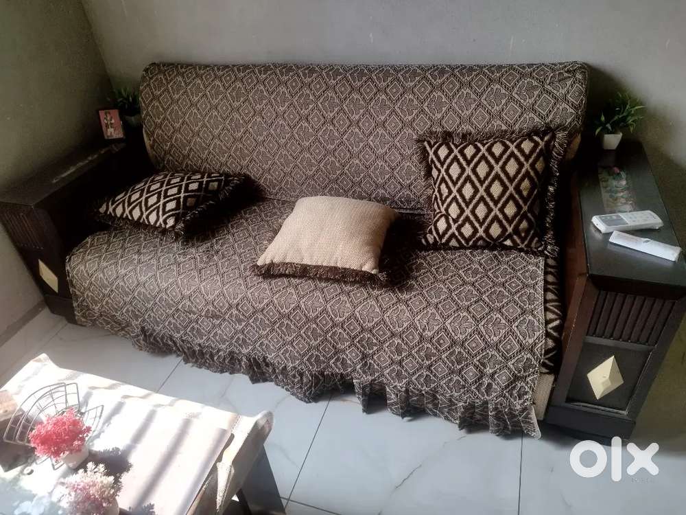 seaven seater sofa set