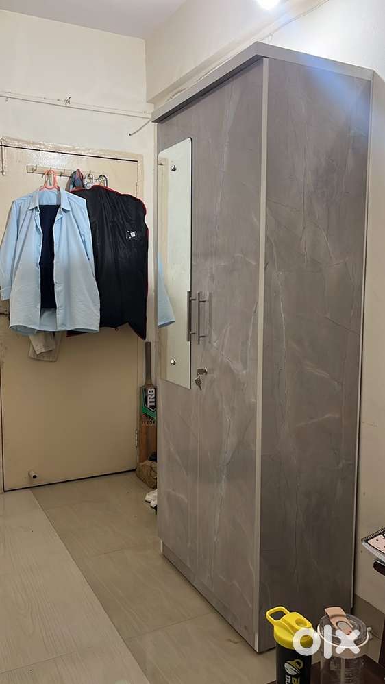 Double door Wardrobe