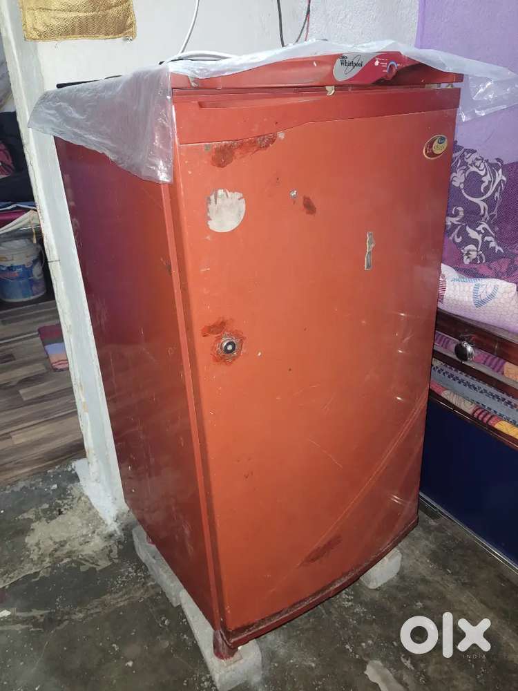Whirlpool ice magic fridge