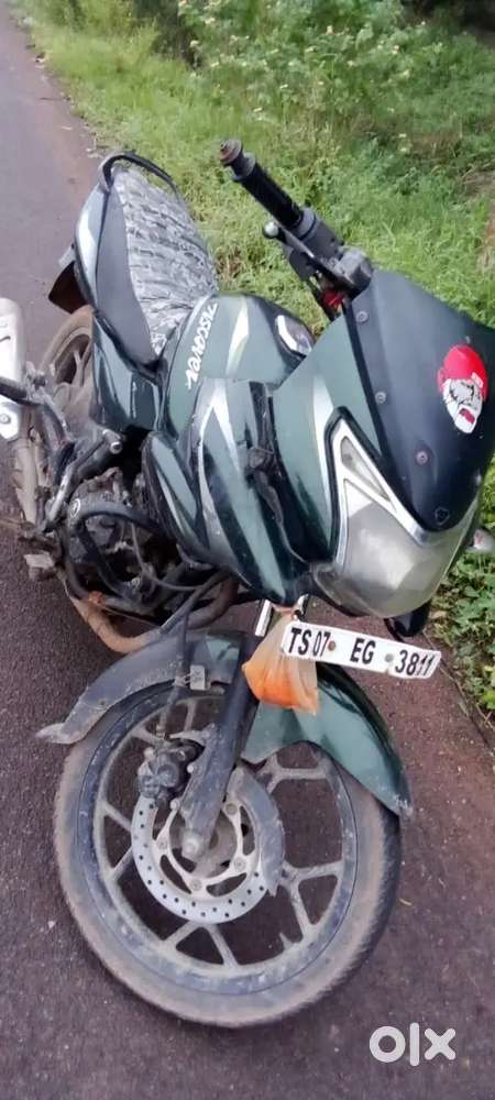 Bajaj discover 150 f model ,,, self start,    LED lite. Good conditio