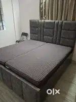 Queen size double bed with mattress