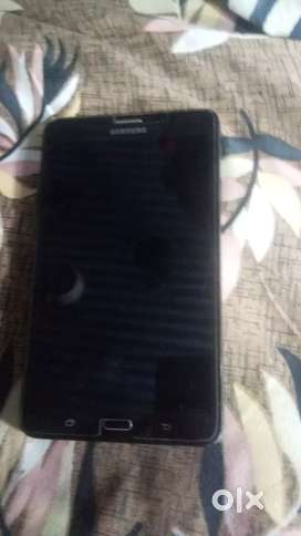 Good condition mobile lena hai