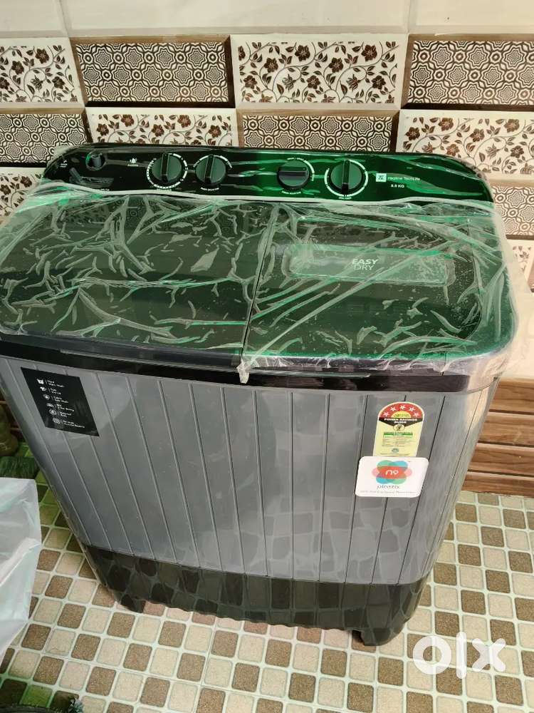 New Realme Washing Machine Only 3-4 days old.