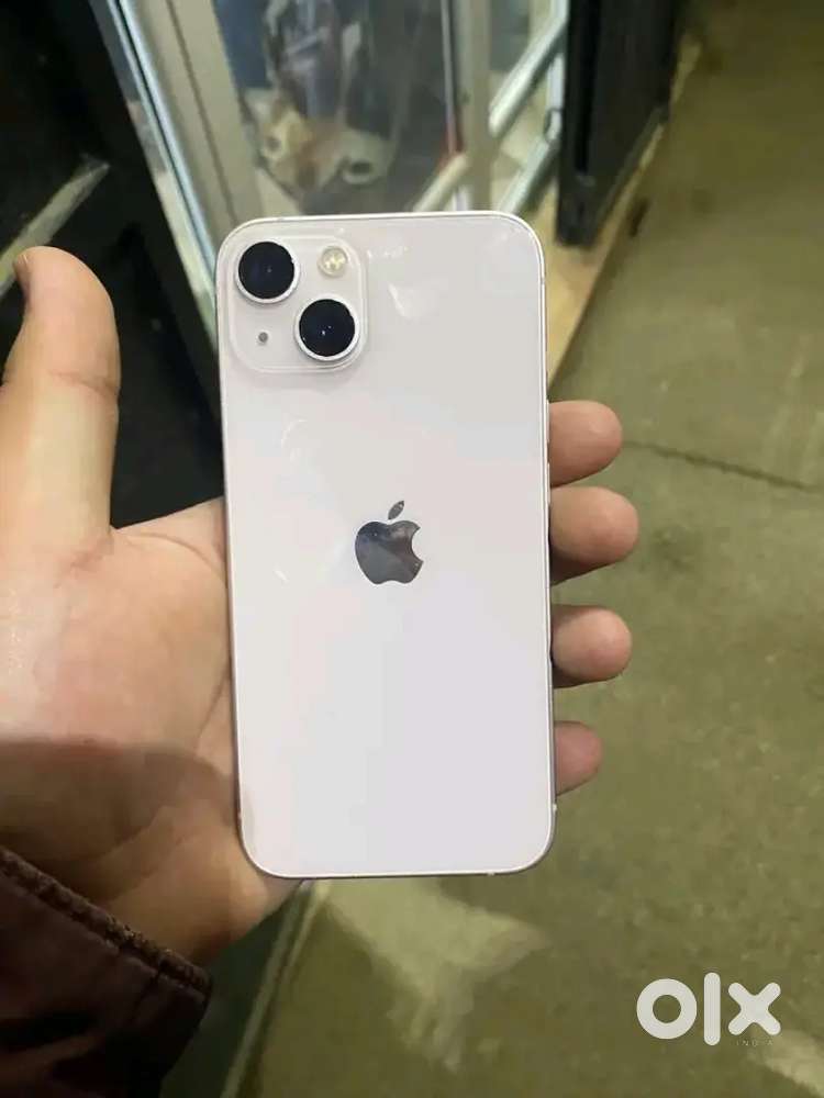 iPhone 13  in good condition with bill and boxs