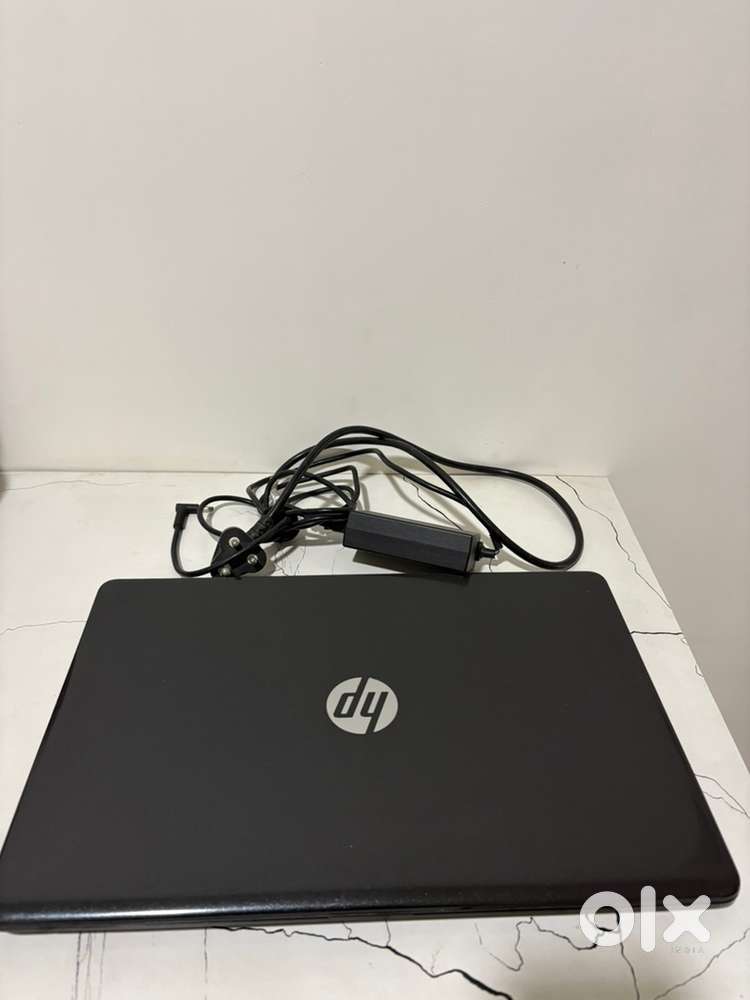 Hp laptop, 15.6”, working completely fine, 4 GB RAM, 1TB harddisk