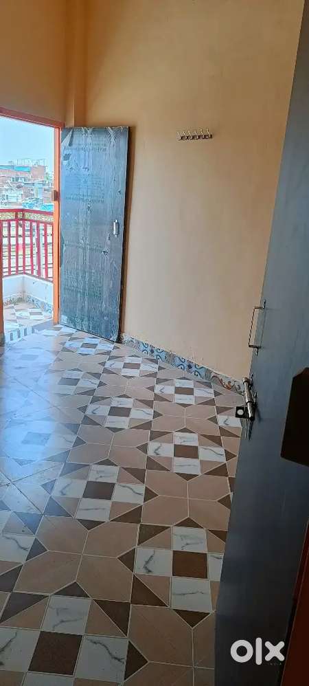 Girls PG , Luxurious rooms on Rent with high security.