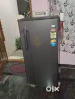 2 year old fridge urgent sell