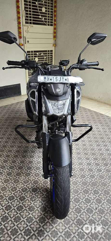 YAMAHA FZS V4.0 BLOOTOOTH