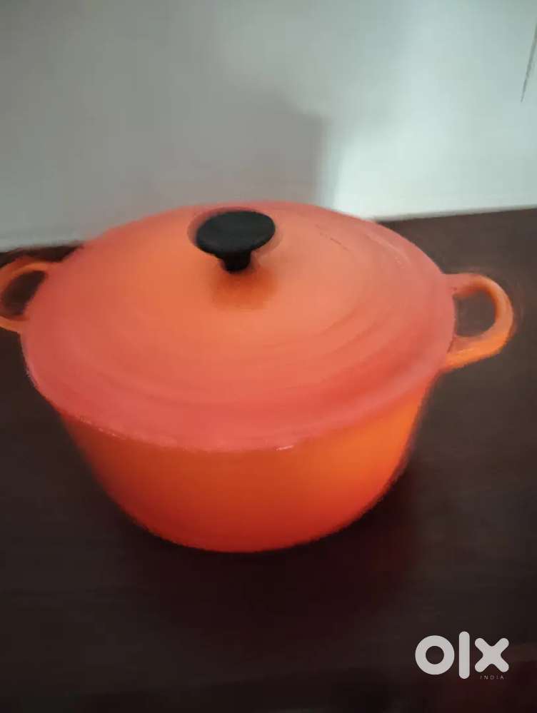 Cast Iron casserole pre owned