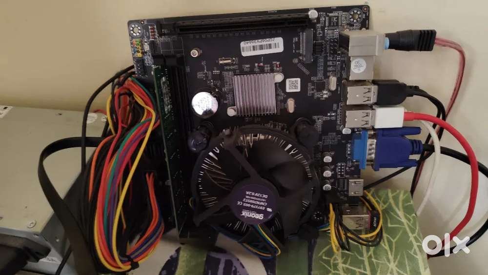 Intel core i3 3rd Gen computer kit only 15 days old with bill box cabl