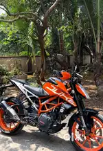KTM Duke 390 for sale (Female owned) Excellent condition