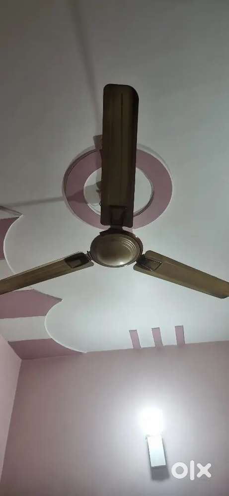 5 working condition wall fans for sale