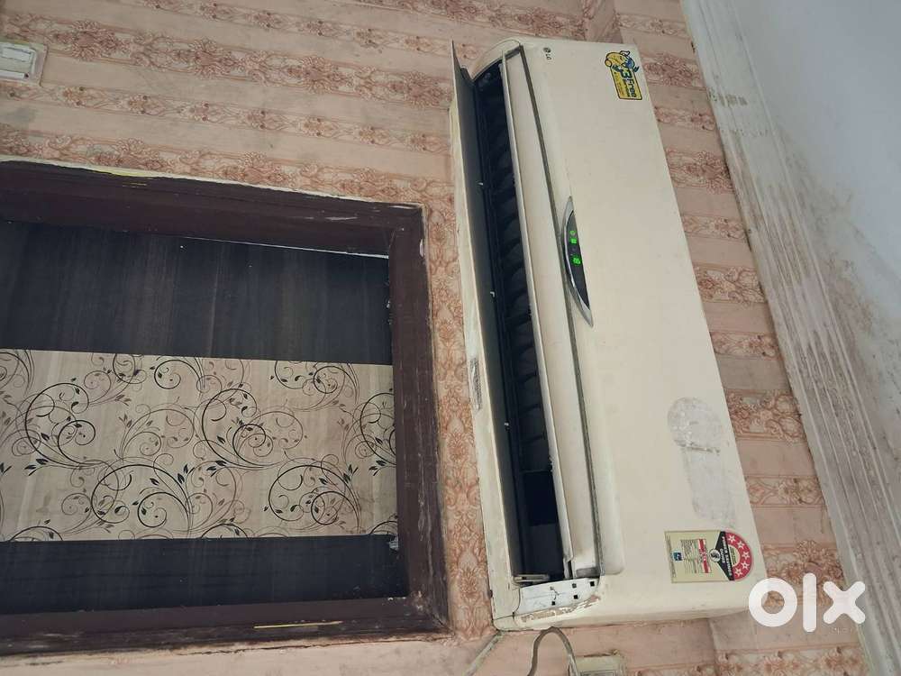 1.5 TON SPLIT AC