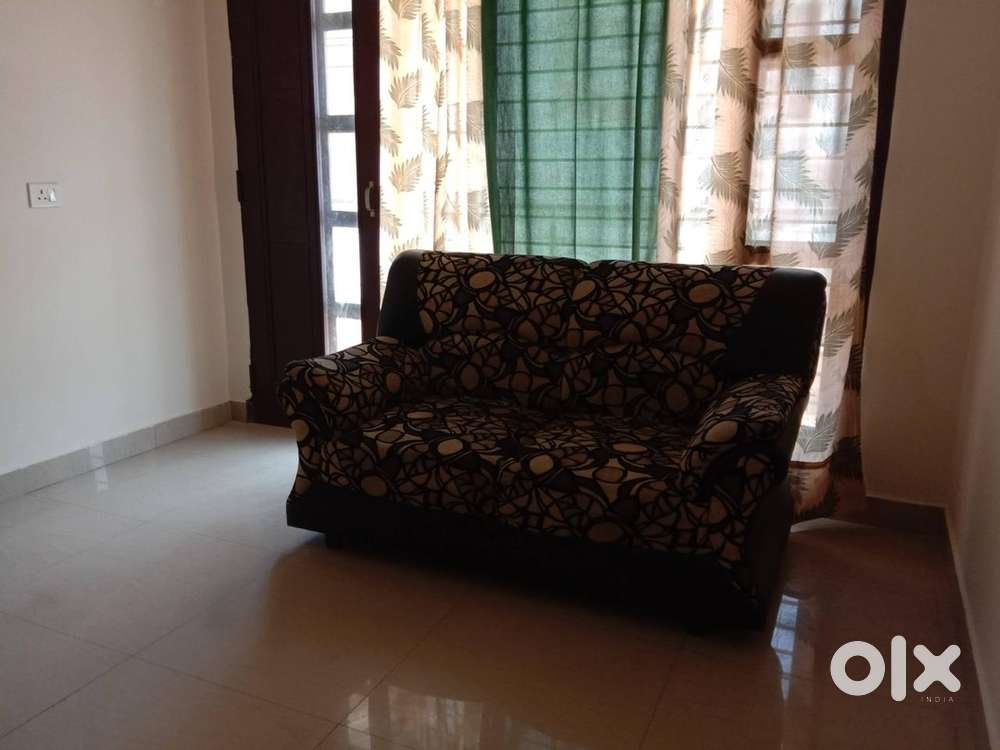 1 BHK semi furnished set