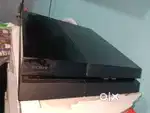 ps 4 fat 500 gb with one  original controller and 7 games