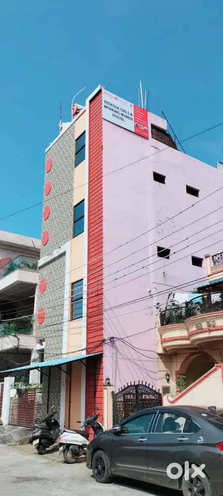 deeksha hostel me Cook chahiye