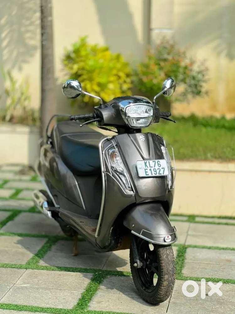 Suzuki access 2024 BT SINGLE OWNER LOW KM. showroom service